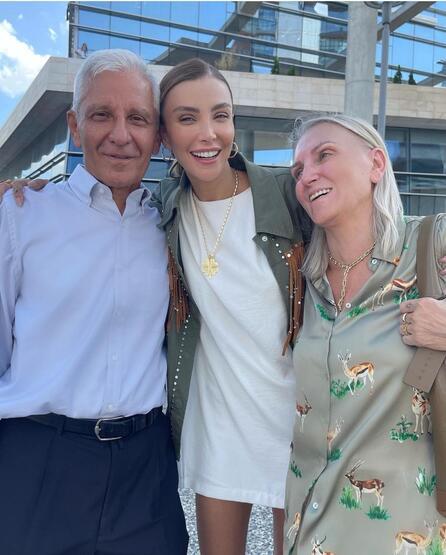 Manken Özge Ulusoy'un babası trafik kazasında hayatını kaybetti - 3