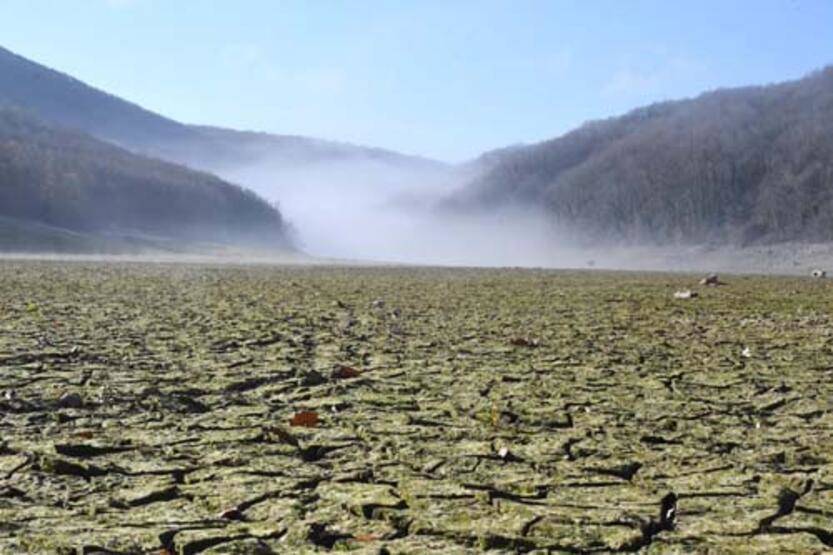 Trakya'da İstanbul'un suyunu karşılayan 2 barajın doluluk oranı yüzde 5'in altında - 3