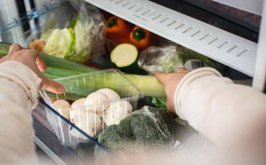 Bu yiyecekleri sakın buzluğa atmayın! Zehir saçıyor - 6