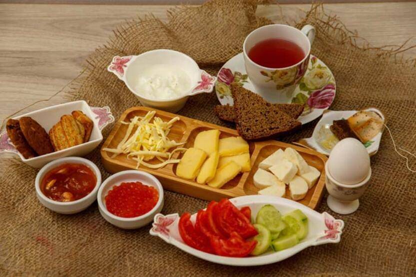 Kahvaltıda bu besinleri asla tüketmeyin! Yanlış kahvaltının sağlığa zararları! Uzman isimden sağlıklı kahvaltı menüleri - 5