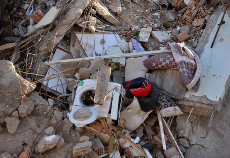 Hatay Kırıkhan'a gönderilen yardım malzemeleri vatandaşlara dağıtılıyor - 6