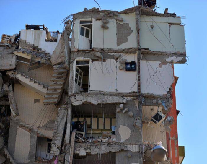 Hatay Kırıkhan'a gönderilen yardım malzemeleri vatandaşlara dağıtılıyor - 10