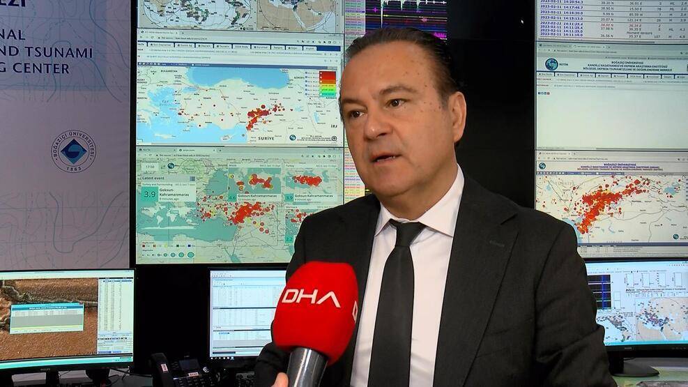 Deprem bölgesinde 7-8 metreye varan kaymalar gözlemlendi - 4