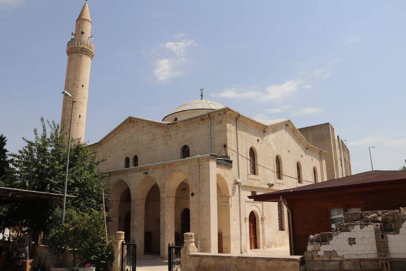 Tarihi Ulu Cami, depreme dayanamadı - 1