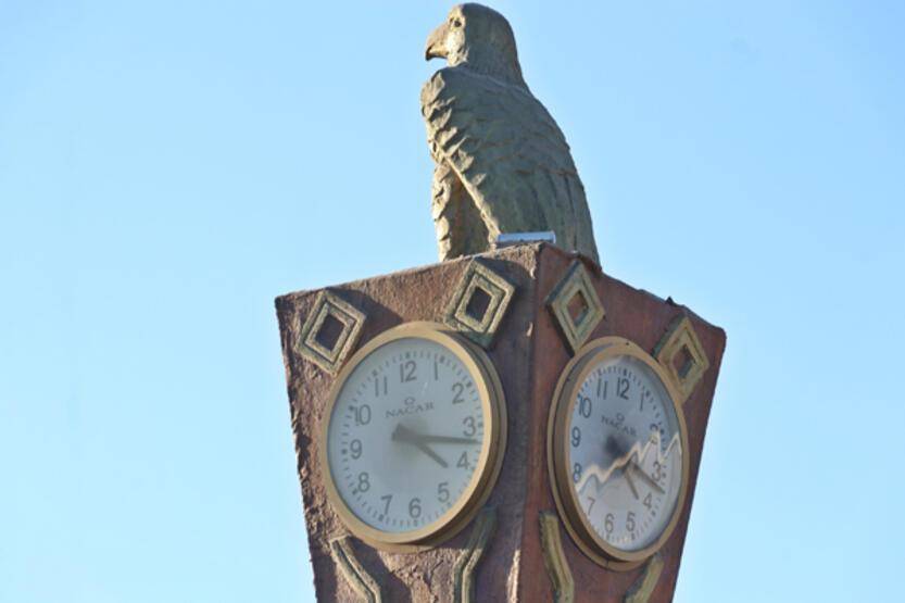 Adıyaman'da kentin simgesi Saat Kulesi'ndeki saatler 04.17'de durdu - 4