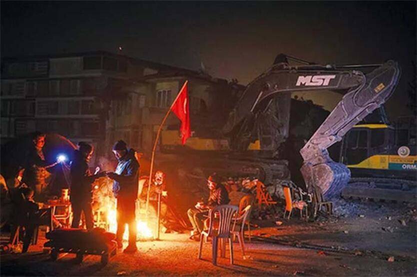 Deprem sonrası 3 farklı dönemde enfeksiyon riski! Bu faktörler göz ardı edilmemeli - 3