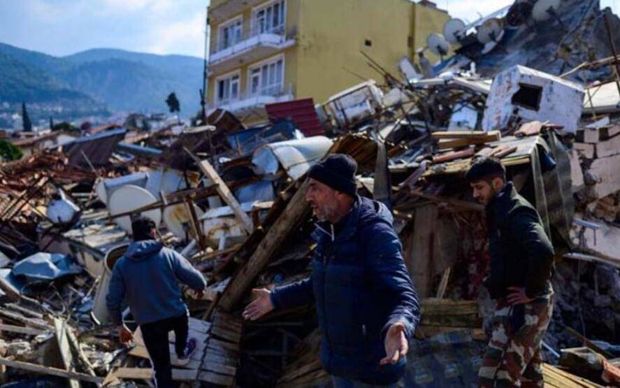 Deprem sonrası 3 farklı dönemde enfeksiyon riski! Bu faktörler göz ardı edilmemeli - 2