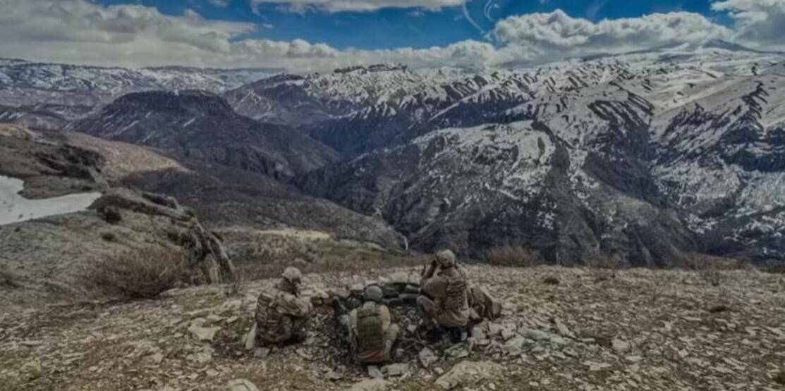 Türkiye'deki en üst düzey terörist etkisiz! Bakanlık operasyon görüntülerini paylaştı - 1