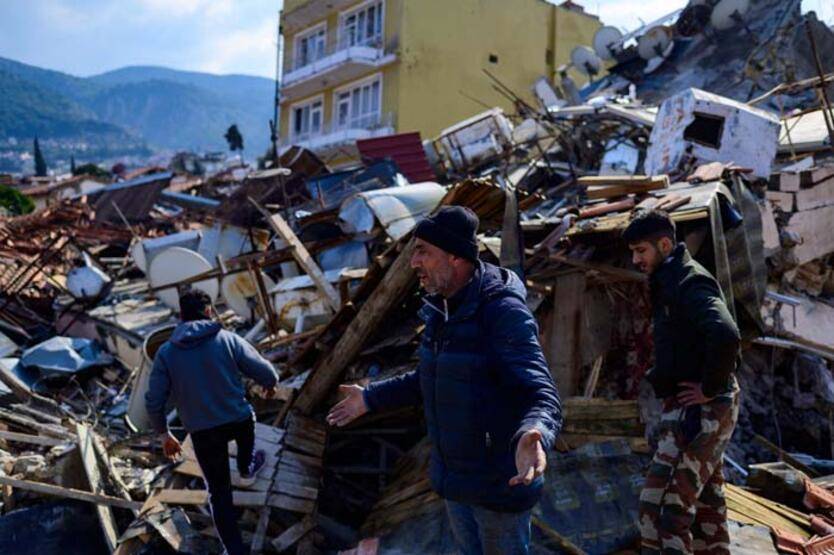 Deprem stresi kalbi vurdu... Afet bölgesinde kalp krizi vakalarında ciddi artış var! Uzman isim uyardı: Kaygı ve endişe kalp krizi ve inme riskini 6 kat artırıyor - 3