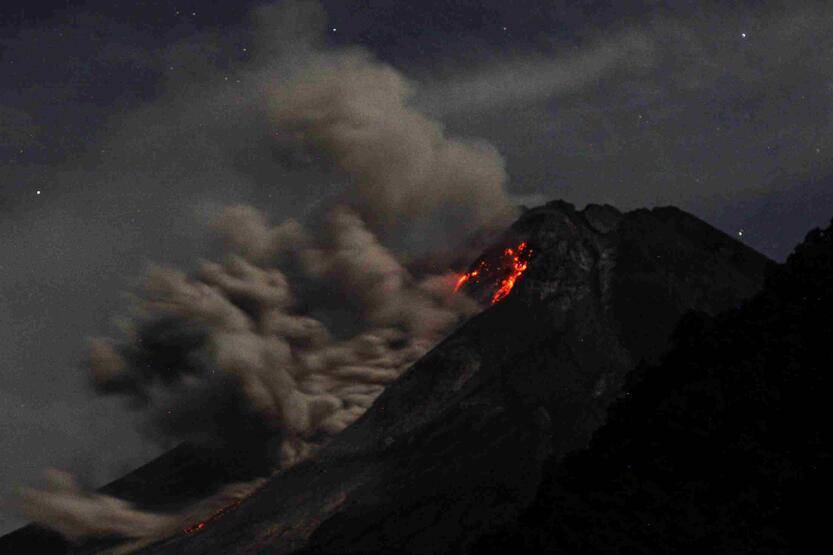 Merapi Yanardağı'nda hareketlilik sürüyor - 2