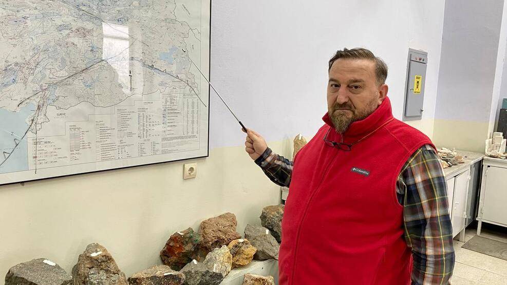 Uzman isim o noktayı uyardı: Küçük bir artçıda yıkılma durumu söz konusu - 5