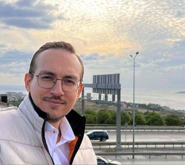 Depreme Rönesans Rezidans'ta yakalanan anne ve çocuklarının cenazeleri kimsesizler mezarlığında bulundu - 2