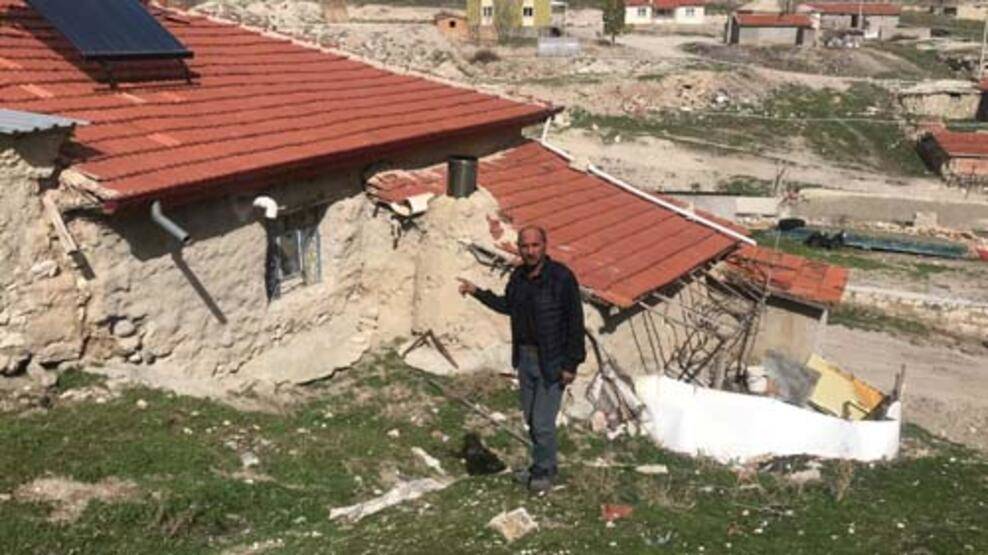 Fayın başladığı nokta: Dağdan kaya parçaları koptu! Geceleri tedirgin uyuyorlar... - 1