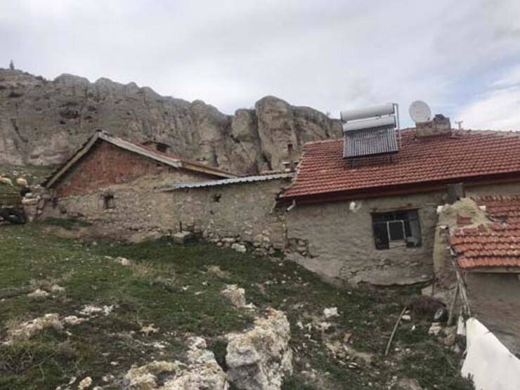 Fayın başladığı nokta: Dağdan kaya parçaları koptu! Geceleri tedirgin uyuyorlar... - 8