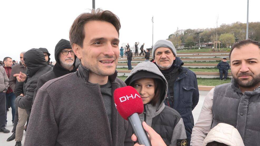 TCG Anadolu'ya 2. günde ziyaretçi akını: Metrelerce uzunlukta kuyruk oluştu - 3