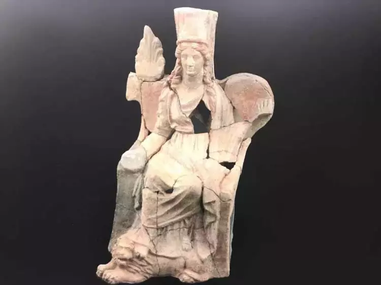 Kurul Kalesi’nde 2 Bin 300 yıllık tarih gün yüzüne çıkıyor - 3