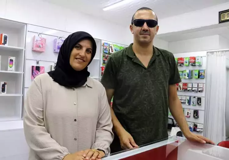 Antalya’da %90 görme engelli telefon tamircisi hayata tutundu - 5