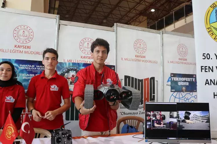 Kayseri’li öğrenciler, Amfibik araçlarıyla TEKNOFEST’te 2. oldu - 4