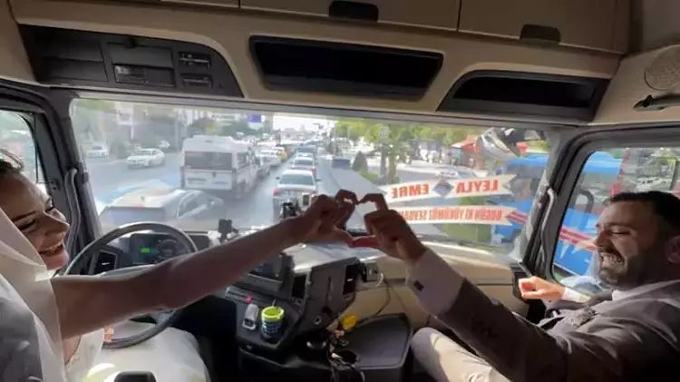 Adana’da TIR şoförü çiftin sıra dışı düğün turu - 2