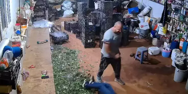 Antalya'da şiddet olayı: Çiçekçi, saldırıda komaya girdi - 2