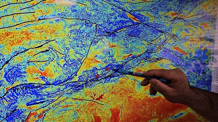 Malatya depremi bilinmeyen fayda meydana geldi - 1