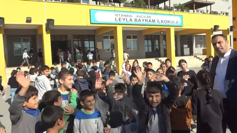 Avcılar'da iyilik sınıfı ile ihtiyaç sahibi öğrencilere umut olunuyor - 2