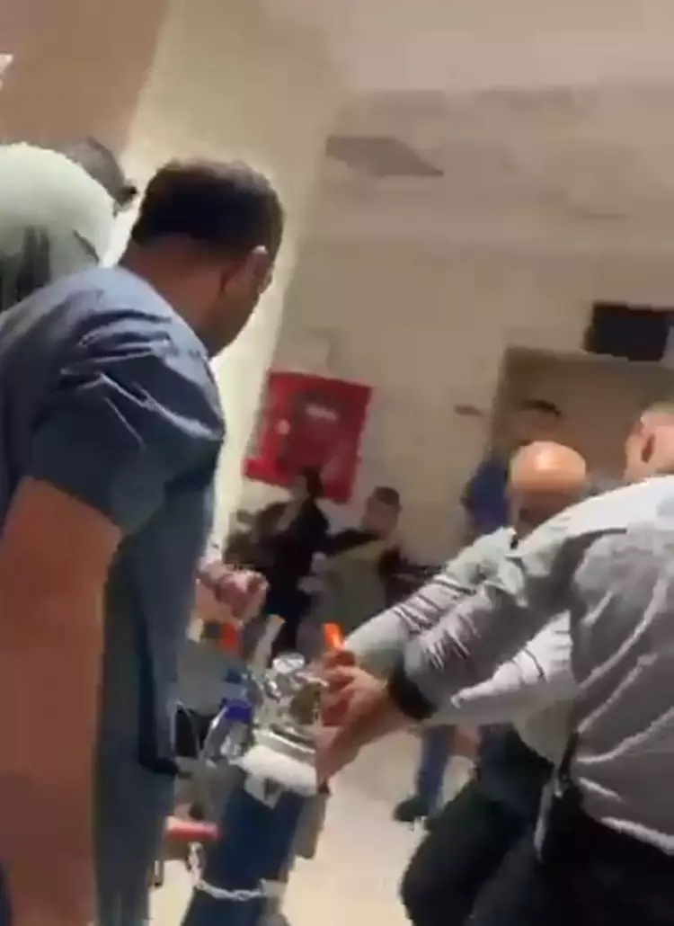 Siirt te kalp krizi anında dramatik kurtarma! Sedye üzerinde 25 dakika - 3