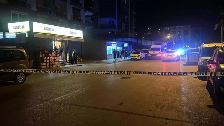 İzmir de izinli Polis memuru silahlı saldırıya uğradı! Hayatını kaybetti - 4