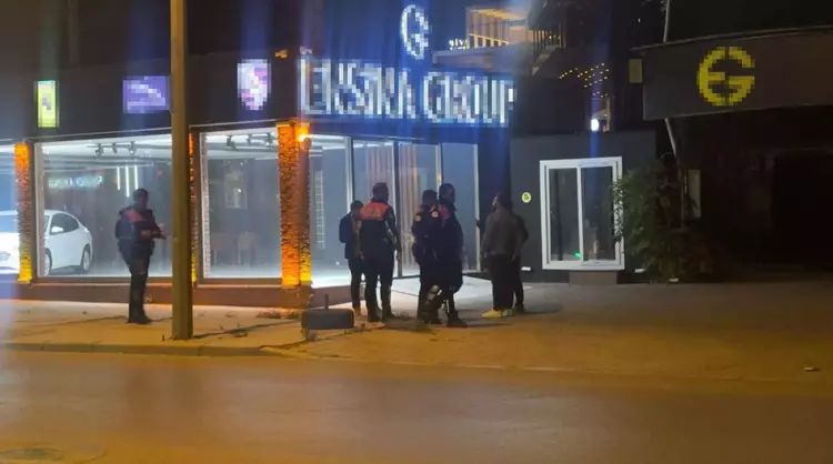 İzmir de izinli Polis memuru silahlı saldırıya uğradı! Hayatını kaybetti - 5