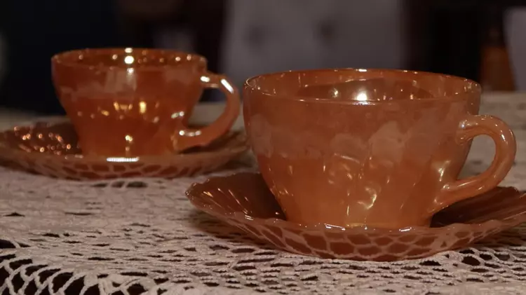 Eski perdeler araba fiyatına satılıyor: Gerçek değer ne - 3