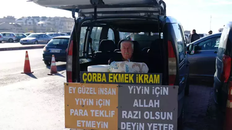 Konya'nın gönlü zengin adamı: 7 yıldır hayır için dağıtıyor - 1