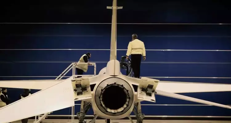 HÜRJET'in ikinci prototipi yeni boyasıyla havalandı - 1