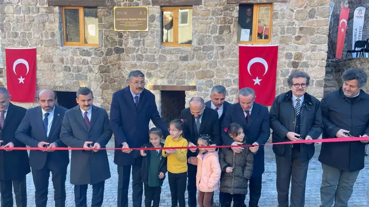 Hakkari'de 400 yıllık T-tarih, turizme kazandırıldı - 2