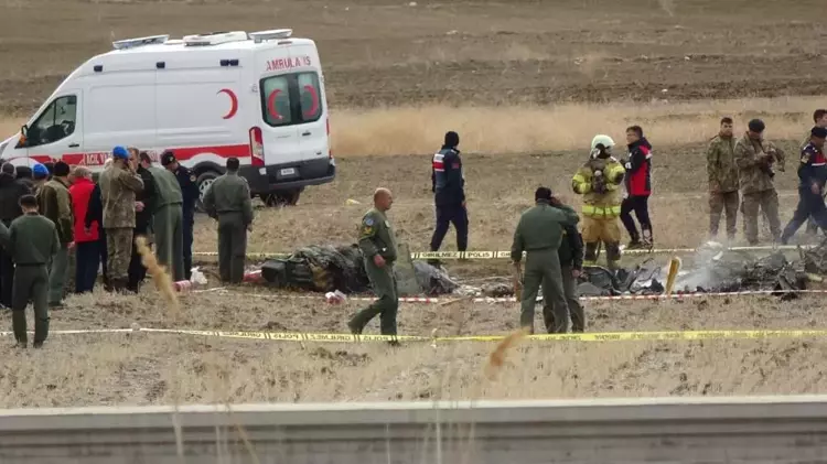 Isparta'da eğitim uçuşu faciası: 6 Şehit - 9