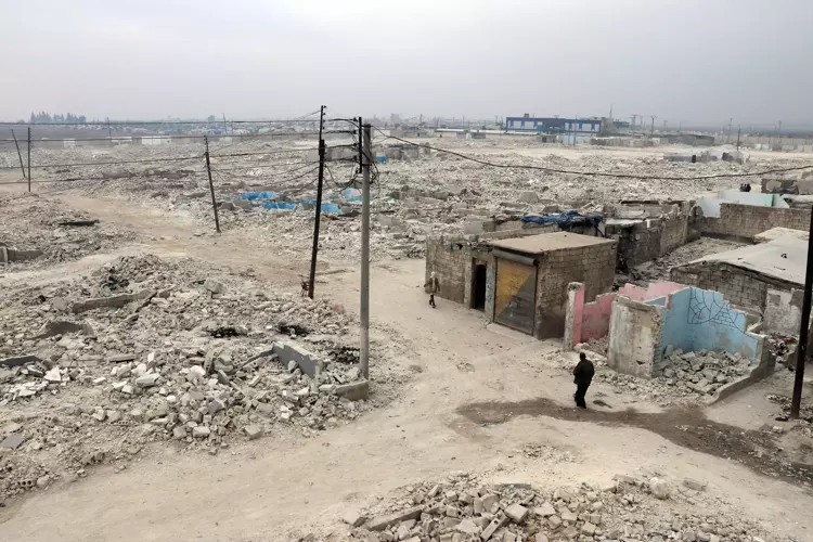 Suriyelilerin evlerine dönüşü: Türkiye sınırındaki çadır kentlerden geriye enkaz kaldı - 5