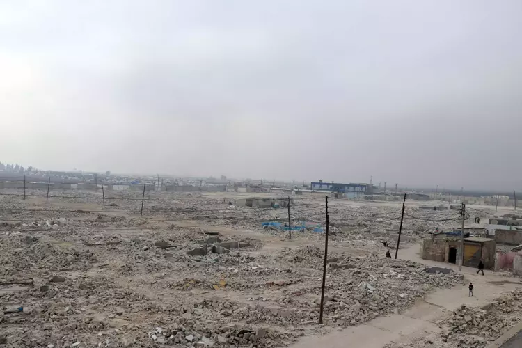 Suriyelilerin evlerine dönüşü: Türkiye sınırındaki çadır kentlerden geriye enkaz kaldı - 7