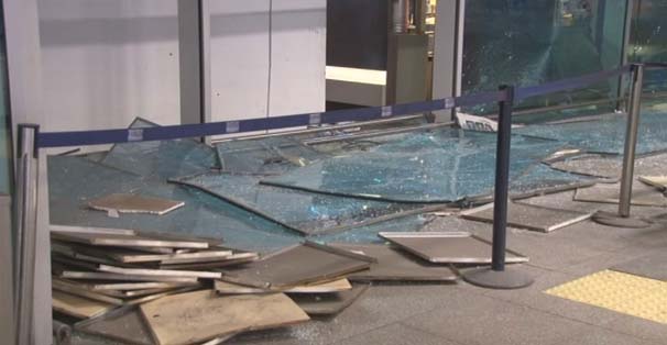 Patlamanın şiddeti gün ağarınca ortaya çıktı - 736