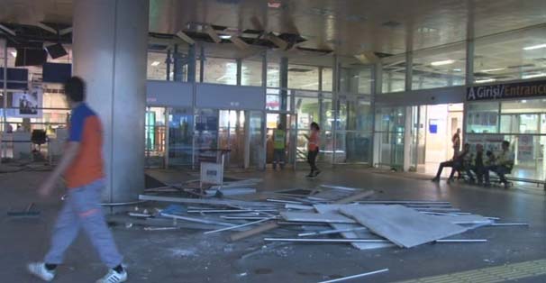 Patlamanın şiddeti gün ağarınca ortaya çıktı - 689