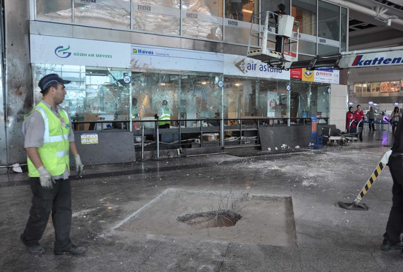 Patlamanın şiddeti gün ağarınca ortaya çıktı - 585