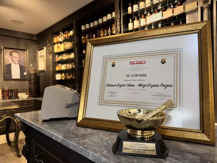 Samsun'un gururu: Müze Eczane'ye altın havan ödülü - 4