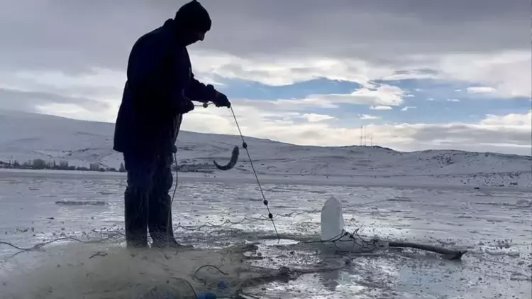 Kars'ta Eskimo usulü balık avı - 5