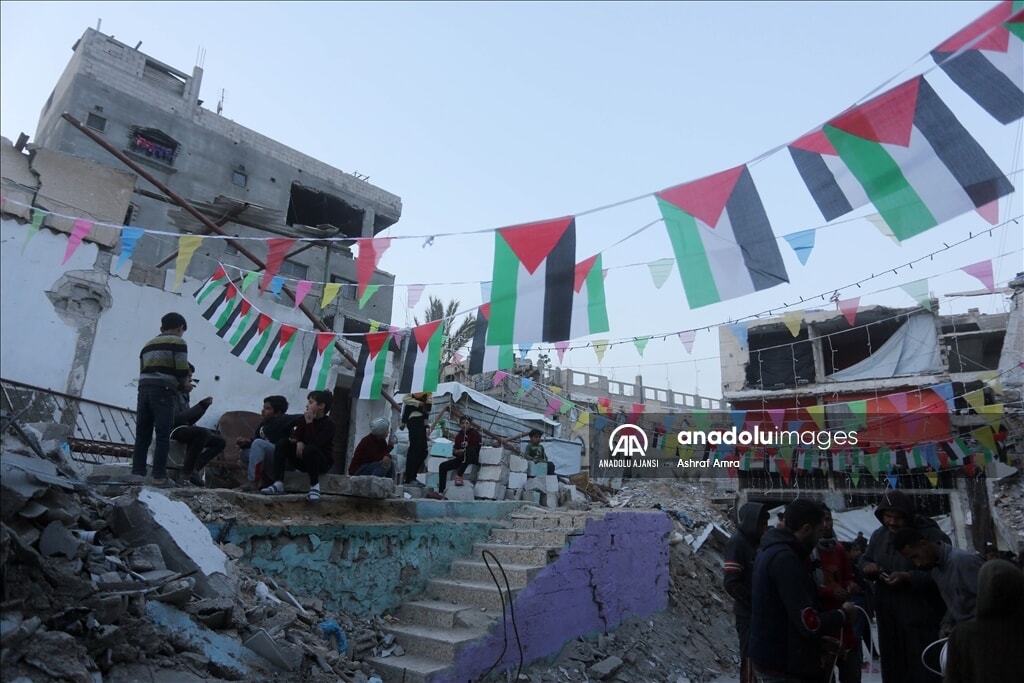 Gazze'de Ramazan umudu: Yıkıma rağmen süslemelerle direniş - 1