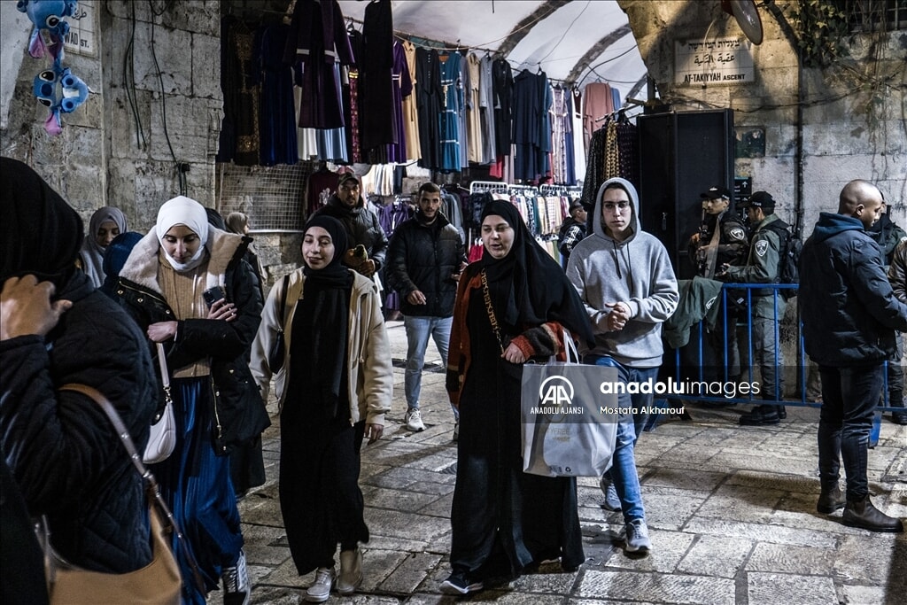 Filistinliler Ramazan'da direnişin simgesi olmayı sürdürüyor - 4