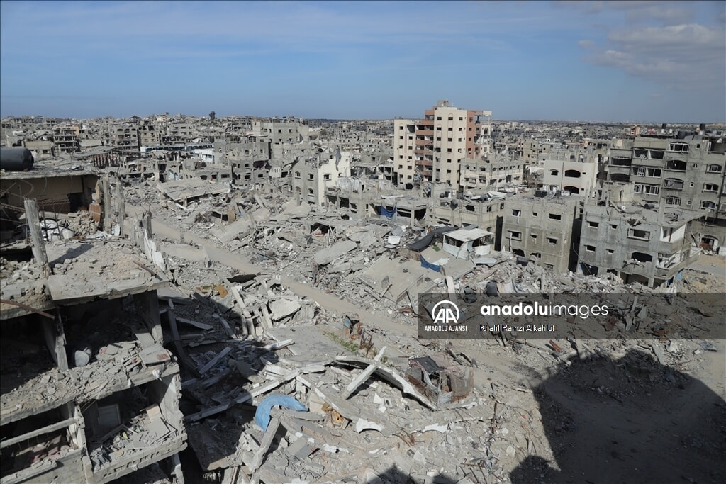 Gazze'nin kuzeyindeki Beyt Lahya'ya Filistinlilerin evlerine dönüşü sürüyor. - 1