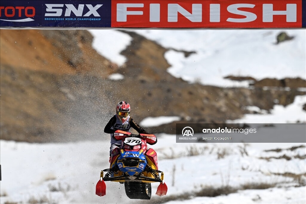 Erciyes Kayak Merkezi'nde dev motosiklet mücadelesi - 1