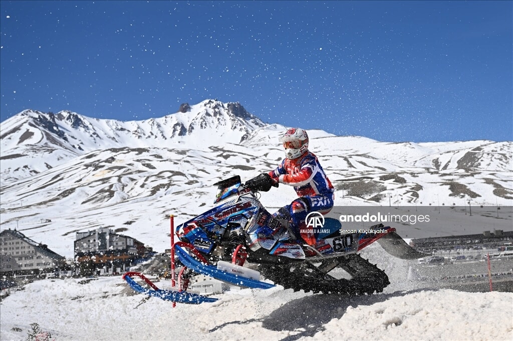Erciyes Kayak Merkezi'nde dev motosiklet mücadelesi - 2