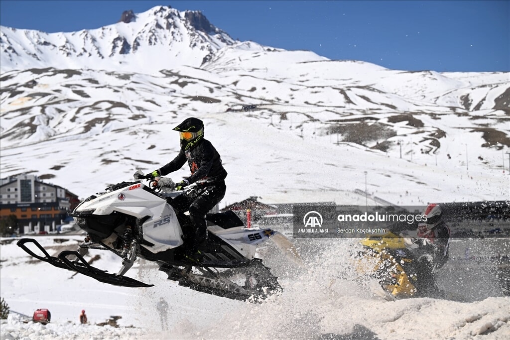 Erciyes Kayak Merkezi'nde dev motosiklet mücadelesi - 3
