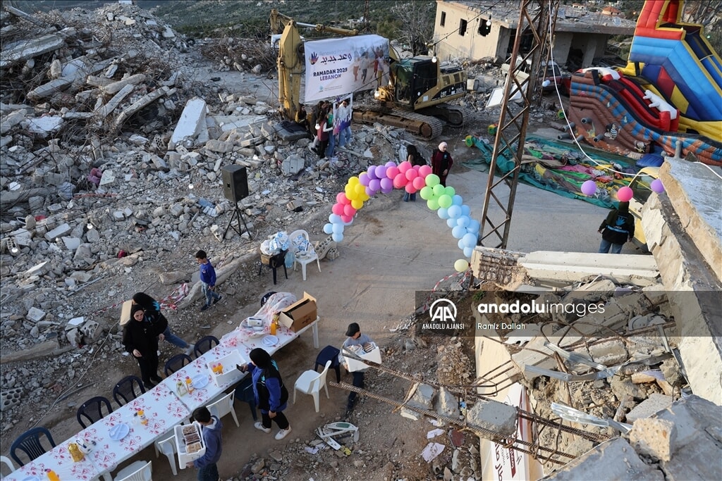 Lübnanlılar, İsrail saldırıları altında birlikte iftar açtı - 2