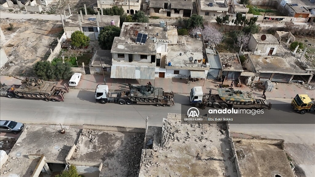 Suriye ordusundan Lübnan sınırına dev askeri takviye - 2