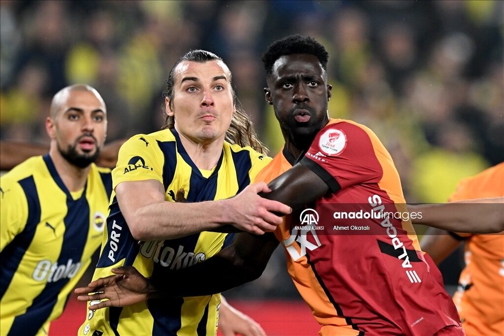 Ziraat Türkiye Kupası'nda Galatasaray Fenerbahçe'yi 2-1 yenerek yarı finale çıktı - 4
